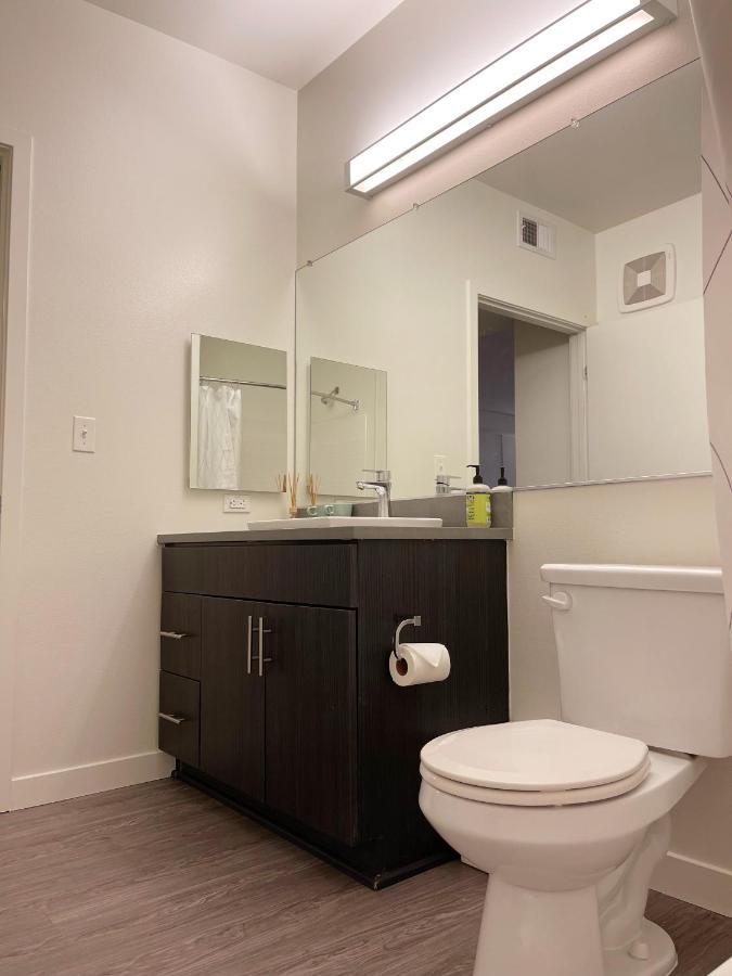 Appartamento Perfect W Parking Gym Pool Wifi In Arts District Dtla Near Little Tokyo B4